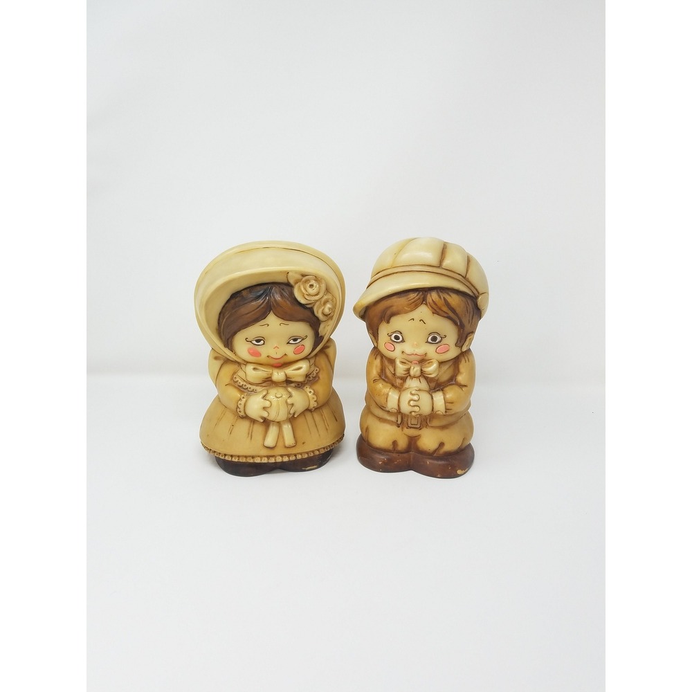 Vtg molded plastic figurine country boy & girl home decor hand painted farmhouse